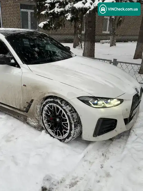 BMW i4 2023, фото з оголошення 2 з 16, VIN WBY31AW080FR86896
