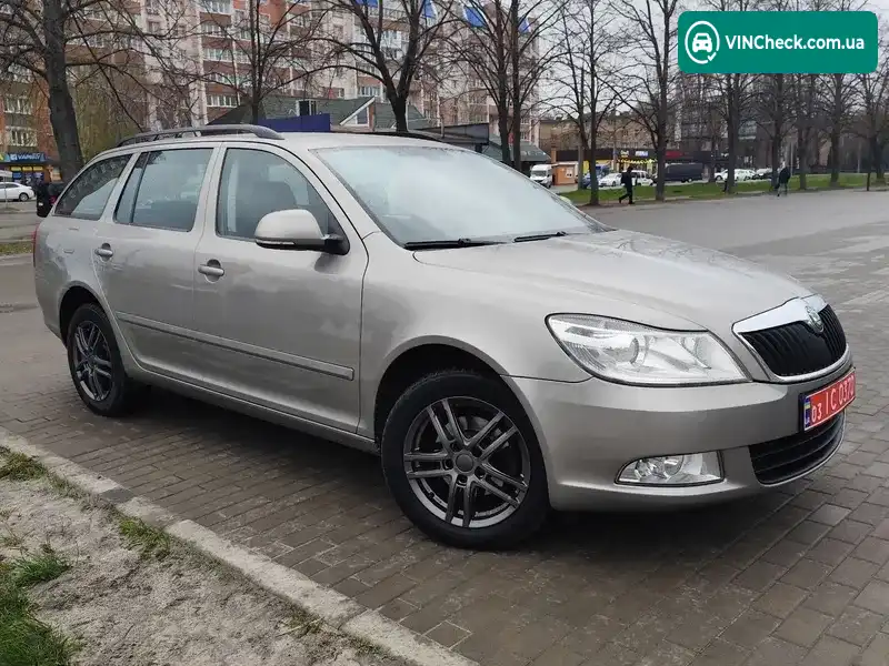 Skoda Octavia 2011, фото з оголошення 2 з 20, VIN TMBHJ21Z5C2022156