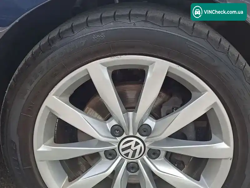 Volkswagen Golf 2013, фото з оголошення 1 з 21, VIN WVWZZZAUZDW055572