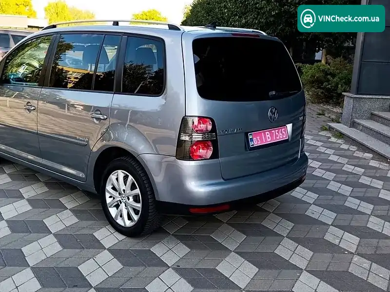 Volkswagen Touran 2011, фото з оголошення 2 з 20, VIN WVGZZZ1TZAW081883