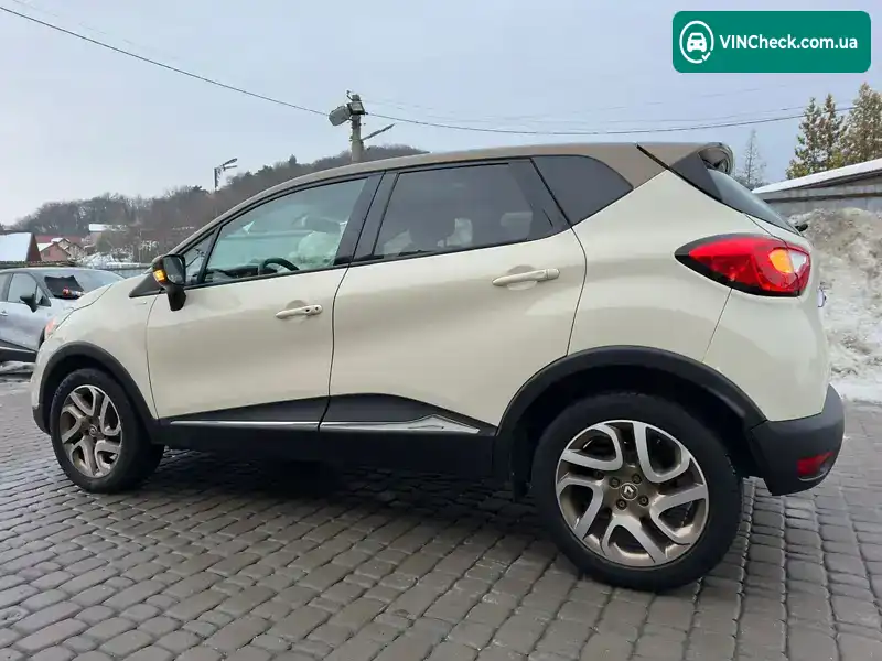 Renault Captur 2016, фото з оголошення 2 з 20, VIN VF12RAR1C54286464