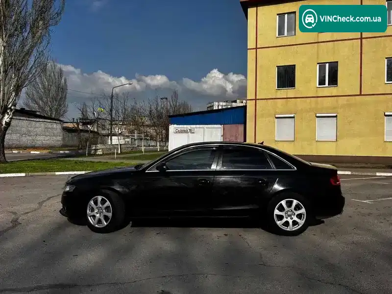 Audi A4 2010, фото з оголошення 2 з 20, VIN WAUFFAFL7BN025576