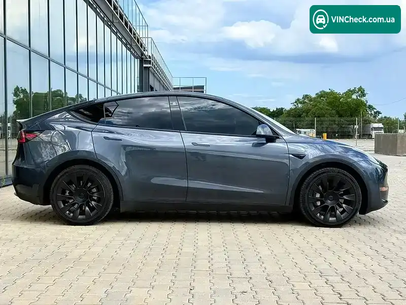 Tesla Model Y 2022, фото з оголошення 2 з 20, VIN 7SAYGDEE9PA041233