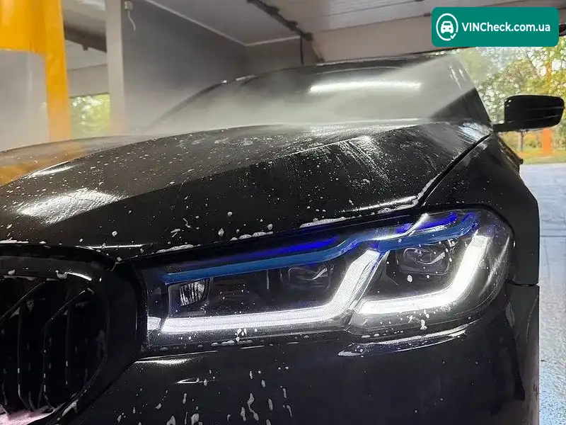 BMW 5 Series 2017, фото з оголошення 2 з 5, VIN WBAJA7C34HWA69945