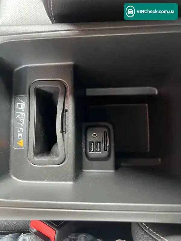 Opel Insignia 2021, фото з оголошення 2 з 18, VIN W0VZS8GP2M1031758