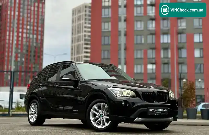 BMW X1 2015, фото з оголошення 1 з 21, VIN WBAVL1C51FVY36354