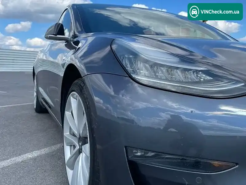Tesla Model 3 2018, фото з оголошення 2 з 20, VIN 5YJ3E1EB8JF132506