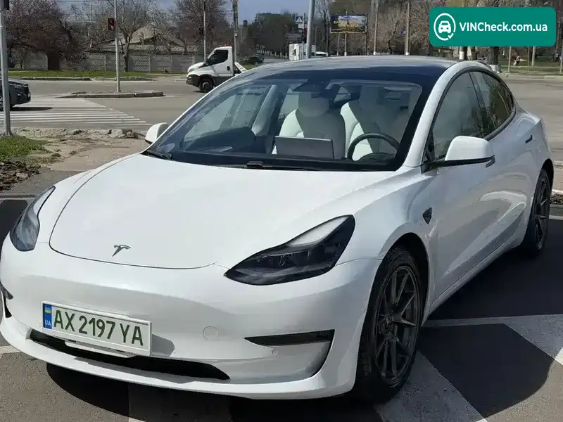 Tesla Model 3 2021, фото з оголошення 2 з 17, VIN 5YJ3E1EA1MF019041