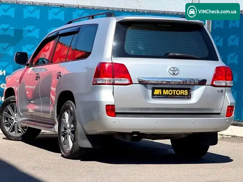 Toyota Land Cruiser 2007, фото з оголошення 2 з 20, VIN JTMHT05JX84008512
