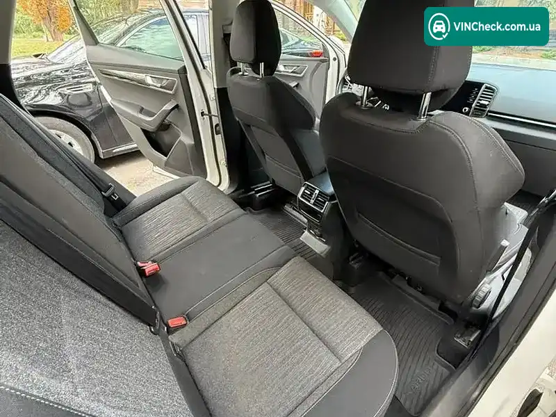 Skoda Karoq 2020, фото з оголошення 2 з 20, VIN TMBJC6NU0MB200154