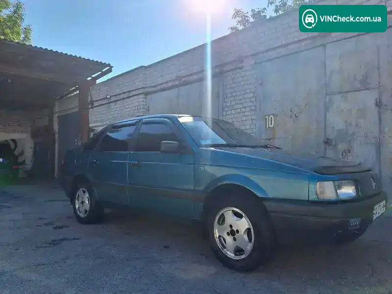 Volkswagen Passat 1991, фото з оголошення 2 з 15, VIN WVWZZZ31ZME280879