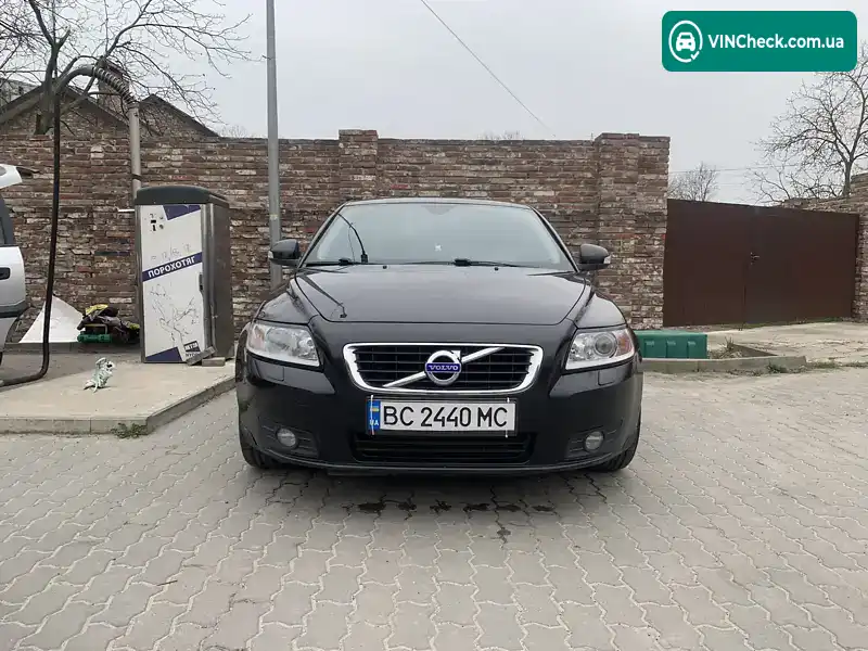 Volvo V50 2011, фото з оголошення 1 з 20, VIN YV1MW84F1C2651280