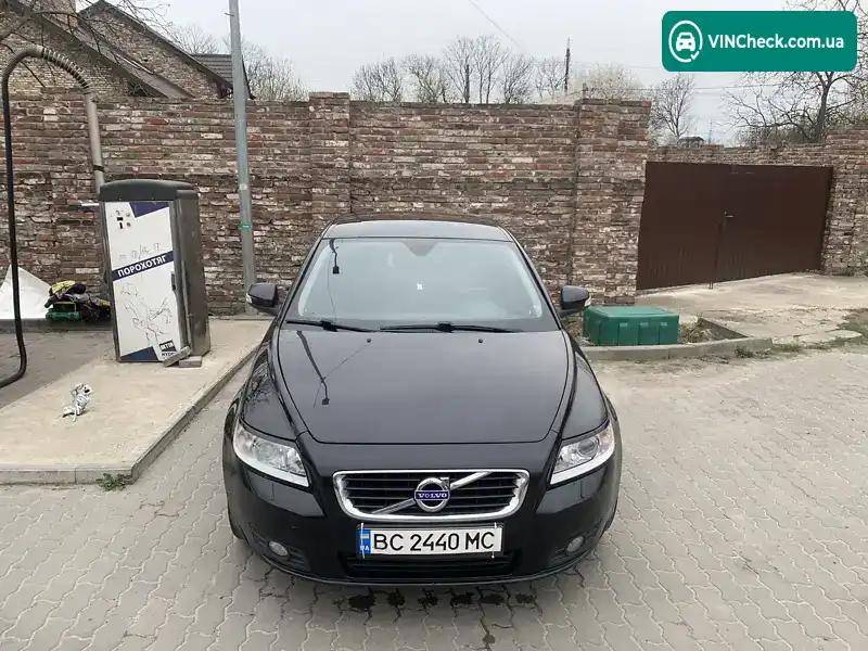 Volvo V50 2011, фото з оголошення 2 з 20, VIN YV1MW84F1C2651280