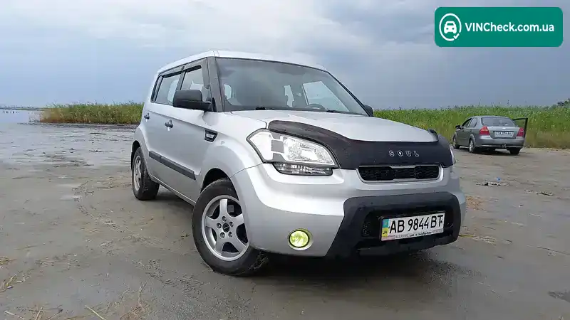 Kia Soul 2011, фото з оголошення 2 з 20, VIN KNAJT813AB7298032