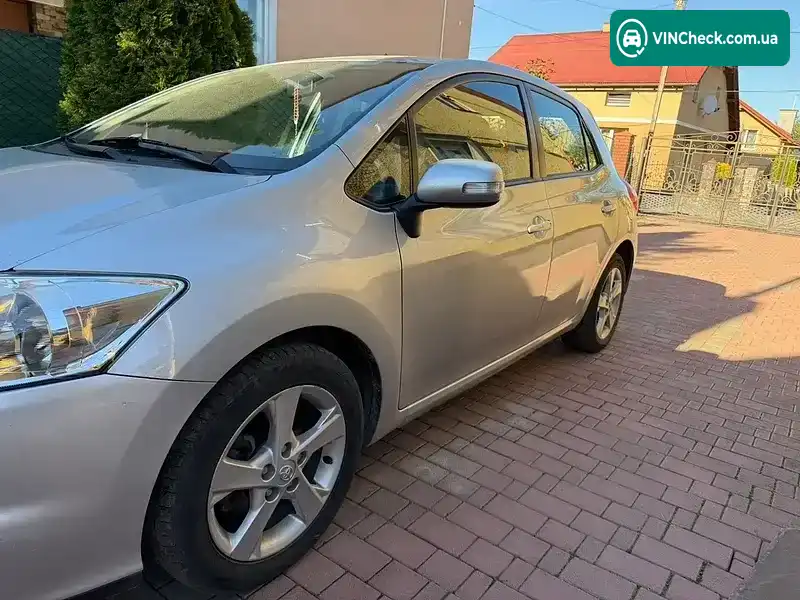 Toyota Auris 2011, фото з оголошення 1 з 10, VIN SB1KE56E90E025853