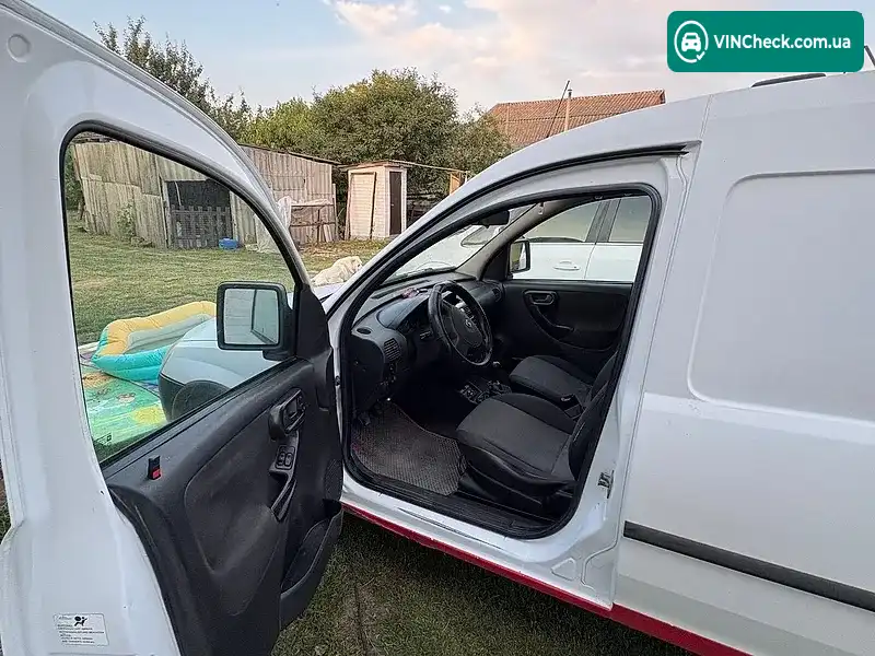 Opel Combo 2006, фото з оголошення 2 з 16, VIN W0L0XCF2573022477