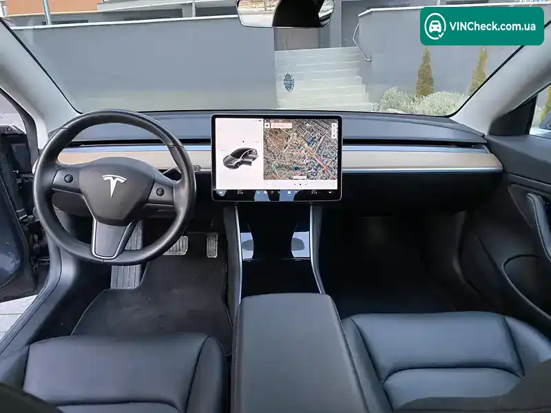 Tesla Model 3 2019, фото з оголошення 2 з 12, VIN 5YJ3E7EA6KF370169