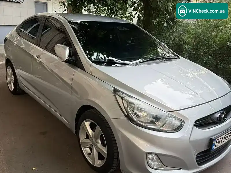 Hyundai Accent 2014, фото з оголошення 1 з 16, VIN KMHCT41UBFU756759