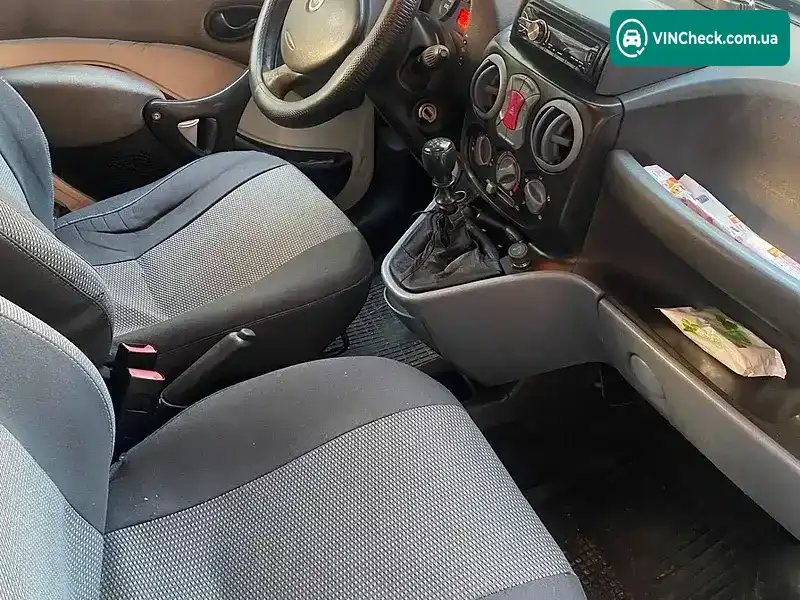 Fiat Doblo 2005, фото з оголошення 2 з 5, VIN ZFA22300005341680