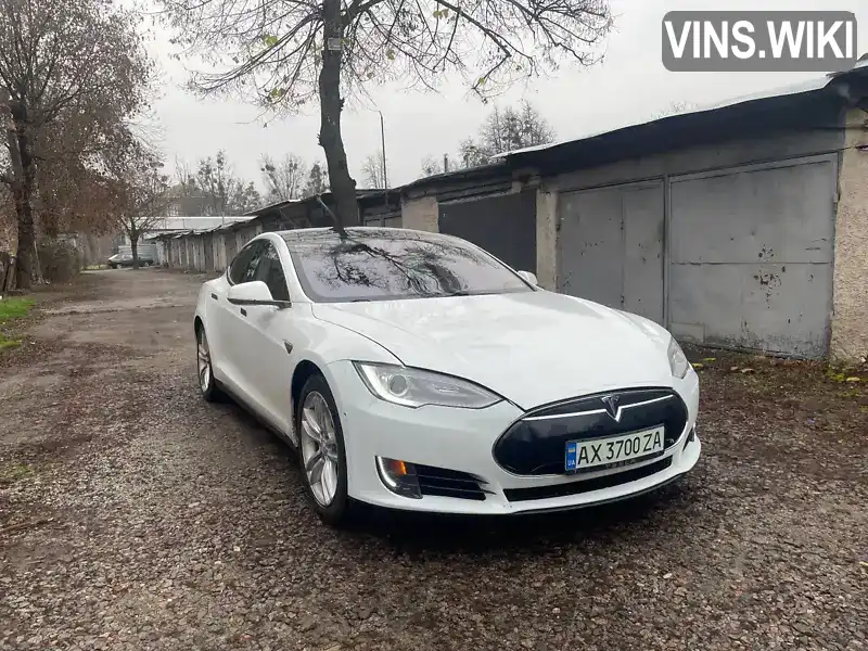 Tesla Model S 2013, фото з оголошення 1 з 10, VIN 5YJSA1CGXDFP17565