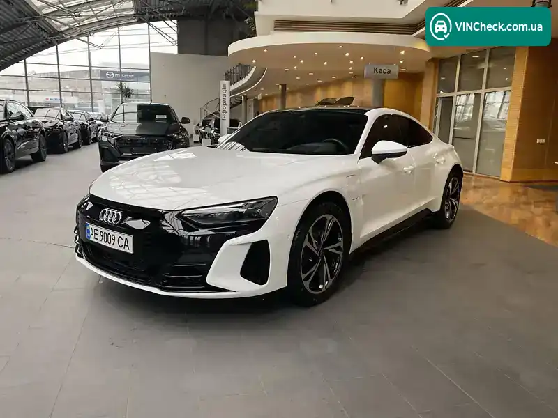 Audi e-tron GT 2021, фото з оголошення 1 з 20, VIN WAUZZZFW9N7003259
