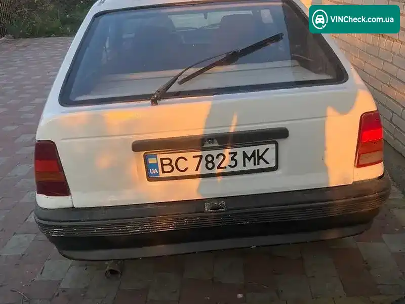 Opel Kadett 1988, фото з оголошення 1 з 11, VIN W0L000033J2610574
