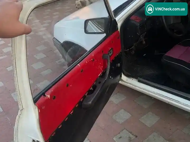 Opel Kadett 1988, фото з оголошення 2 з 11, VIN W0L000033J2610574