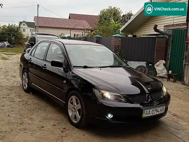 Mitsubishi Lancer 2005, фото з оголошення 2 з 9, VIN JMBSRCS9A7U000241