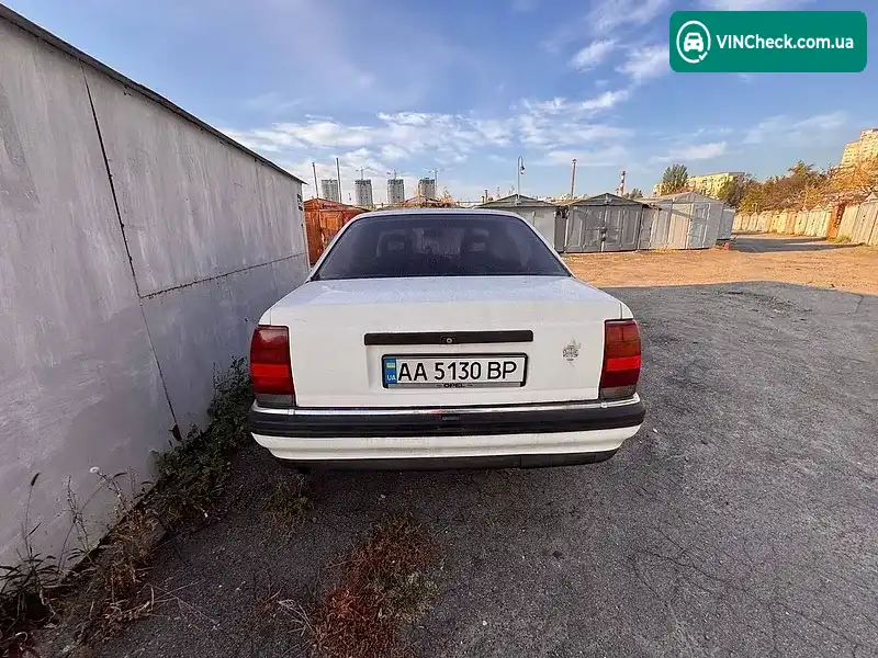 Opel Omega 1991, фото з оголошення 2 з 14, VIN W0L000017M1221686