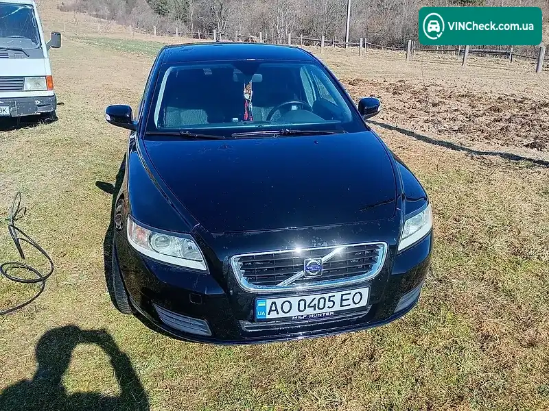Volvo V50 2007, фото з оголошення 1 з 7, VIN YV1MW755182372396