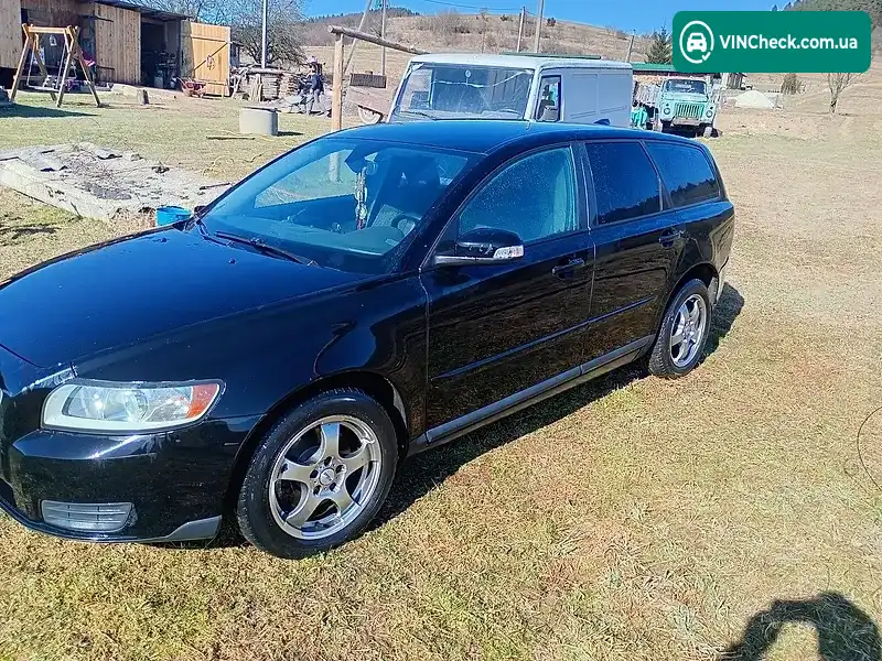 Volvo V50 2007, фото з оголошення 2 з 7, VIN YV1MW755182372396