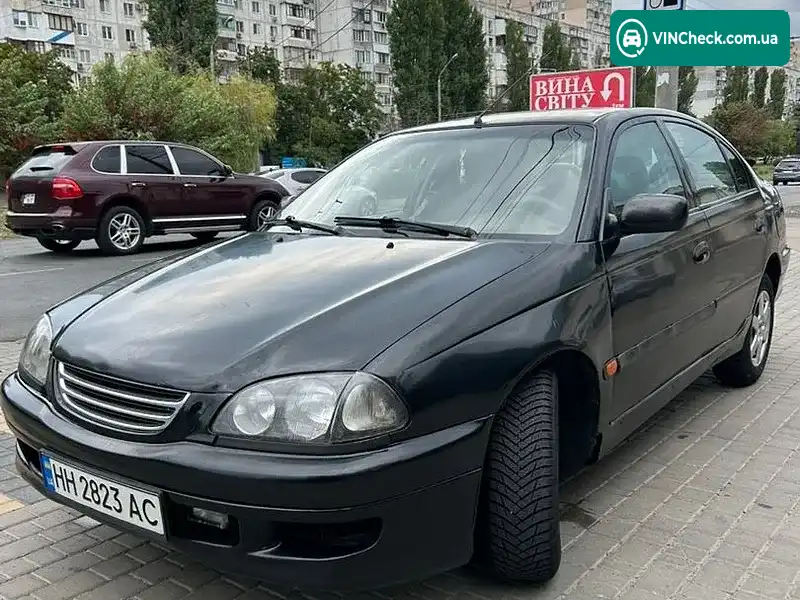 Toyota Avensis 1998, фото з оголошення 1 з 20, VIN SB153ABN00E023945