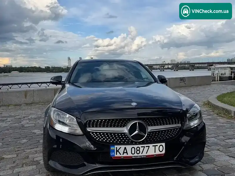 Mercedes-Benz C-Class 2016, фото з оголошення 1 з 17, VIN 55SWF4KB8HU179186