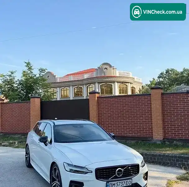 Volvo V60 2019, фото з оголошення 1 з 20, VIN YV1ZWA8UDL1372825