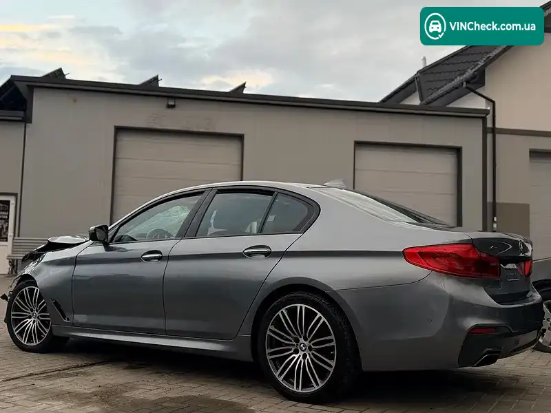 BMW 5 Series 2018, фото з оголошення 2 з 20, VIN WBAJA7C55JWA73171