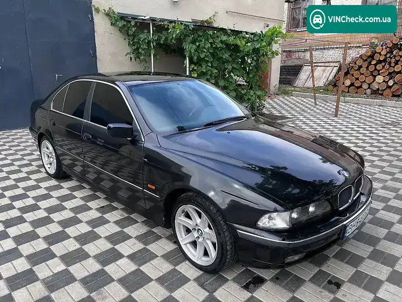 BMW 5 Series 1998, фото з оголошення 1 з 10, VIN WBADD21000BH71241