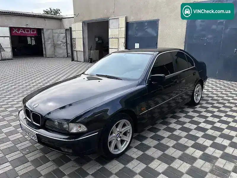 BMW 5 Series 1998, фото з оголошення 2 з 10, VIN WBADD21000BH71241