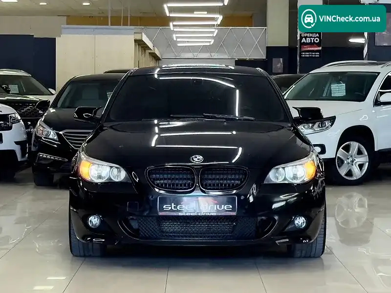 BMW 5 Series 2004, фото з оголошення 2 з 17, VIN WBANC71080B641564