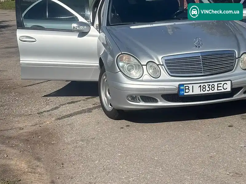 Mercedes-Benz E-Class 2004, фото з оголошення 1 з 13, VIN WDB2110061A513498