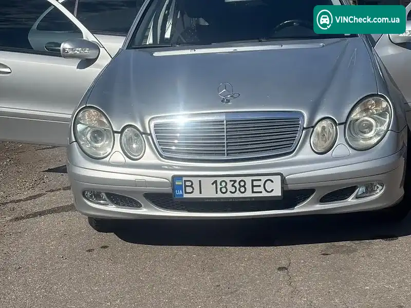 Mercedes-Benz E-Class 2004, фото з оголошення 2 з 13, VIN WDB2110061A513498