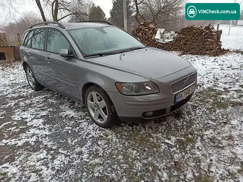 Volvo V50 2004, фото з оголошення 2 з 8, VIN YV1MW753152068843