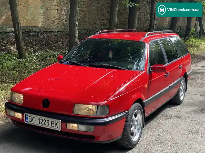 Volkswagen Passat 1993, фото з оголошення 2 з 20, VIN WVWZZZ31ZPE045127
