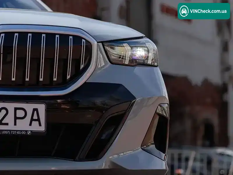 BMW 5 Series 2024, фото з оголошення 2 з 20, VIN WBA11FJ070CT79481