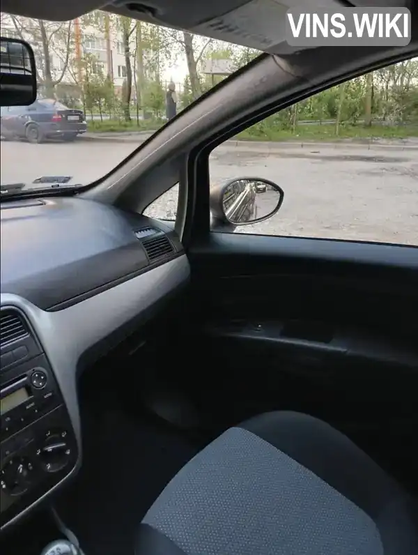 Fiat Punto 2010, фото з оголошення 1 з 11, VIN ZFA19900001707442