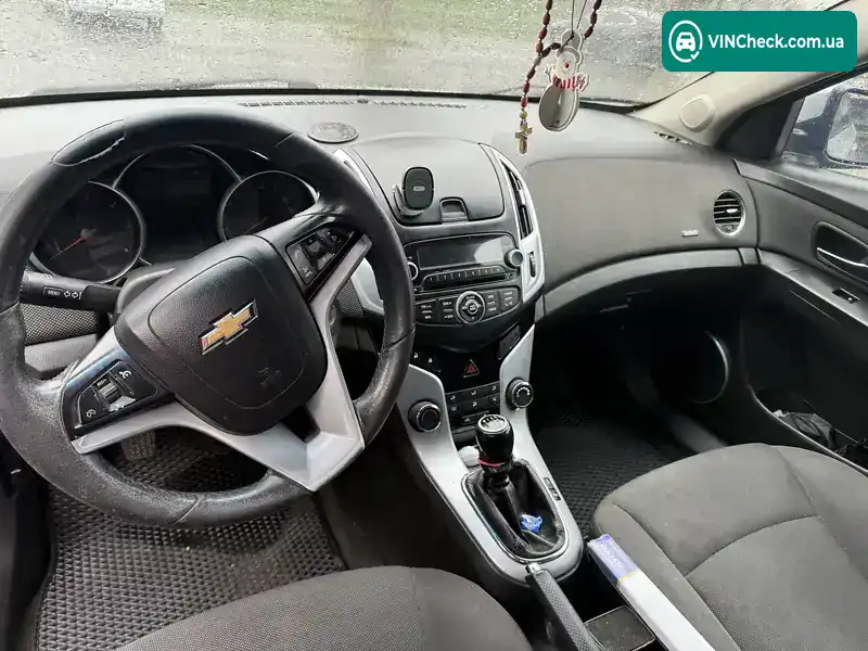 Chevrolet Cruze 2012, фото з оголошення 2 з 8, VIN KL1JF35L9DK031887