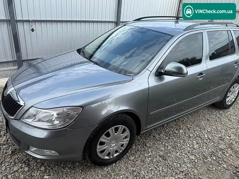 Skoda Octavia 2011, фото з оголошення 2 з 20, VIN TMBHT61Z0C2107245