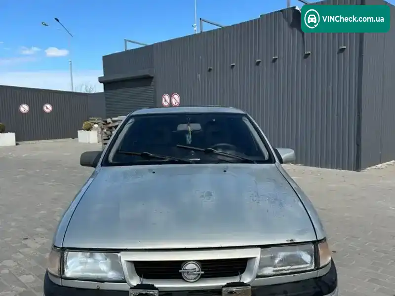 Opel Vectra 1995, фото з оголошення 1 з 18, VIN W0L000087S1228850