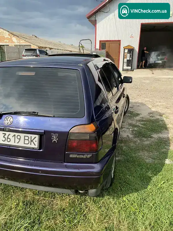 Volkswagen Golf 1998, фото з оголошення 1 з 11, VIN WVWZZZ1HZWB022174