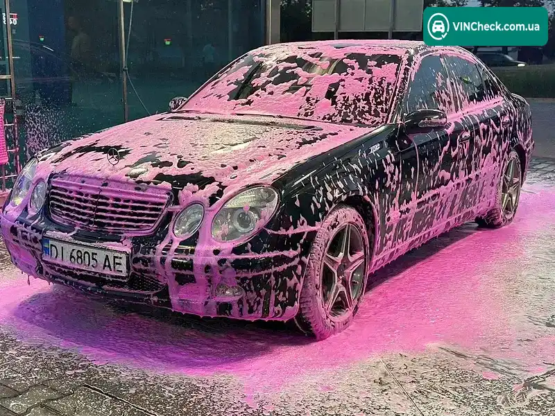 Mercedes-Benz E-Class 2002, фото з оголошення 1 з 4, VIN WDB2110611A045316