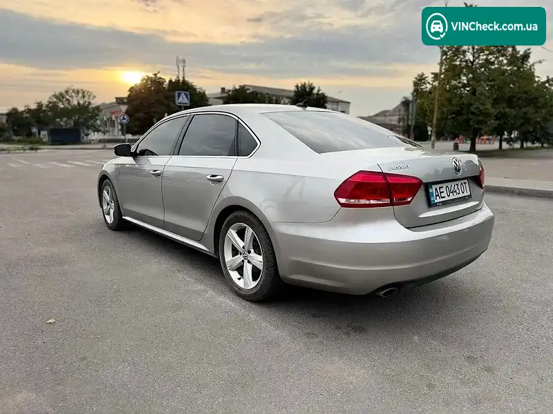 Volkswagen Passat 2013, фото з оголошення 1 з 8, VIN 1VWBP7A32DC110068